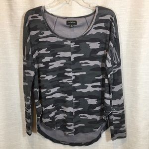 Lucky Brand Grey Camo Long Sleeves Shirt NWT szS/P